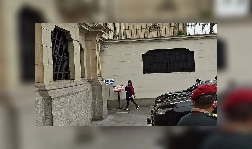 Ministros llegan a sesionar. (Foto: La República) Ministros llegan a sesionar. (Foto: La República)