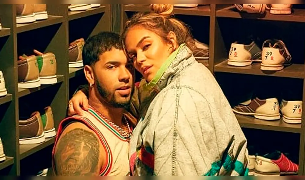 Karol G presume lujoso anillo tras anunciar boda con Anuel AA [VIDEO]