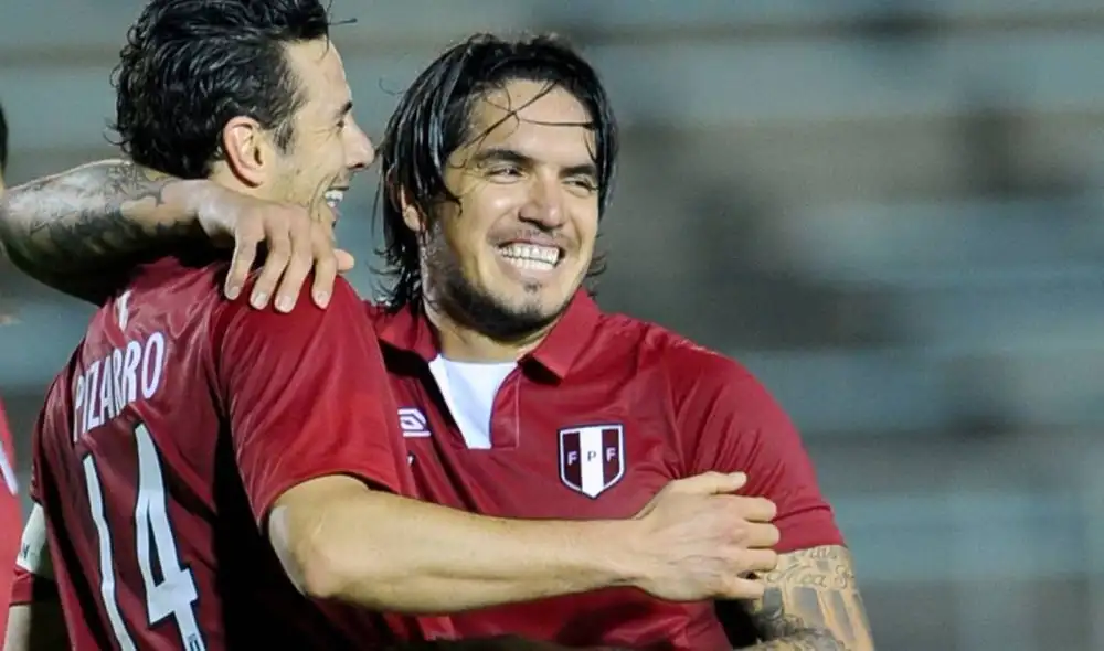 Claudio Pizarro aceptó un challenge de un fan, cumplió y reto al 'Loco'. Foto: Archivo