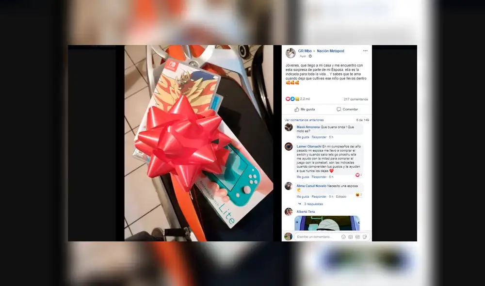 Fan de Pokémon Escudo es sorprendido por su esposa, quien le regaló el videojuego y una Nintendo Switch Lite. Fan de Pokémon Escudo es sorprendido por su esposa, quien le regaló el videojuego y una Nintendo Switch Lite.