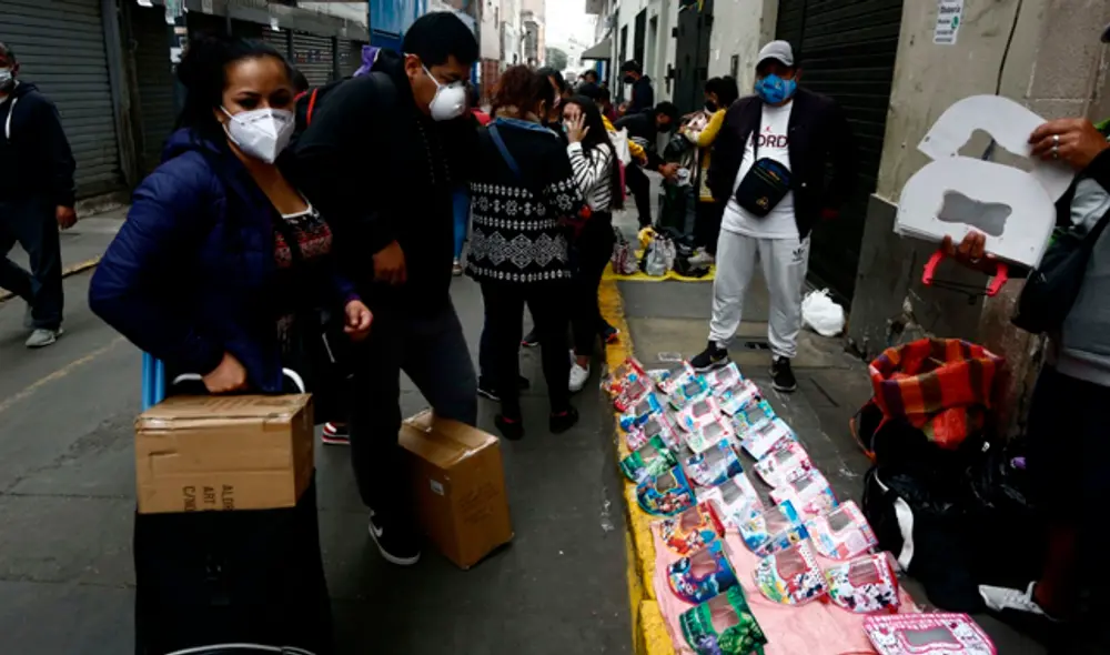 Primer domingo de 'nueva normalidad' en el centro de Lima. Fotos: Marco Cotrina/La República.