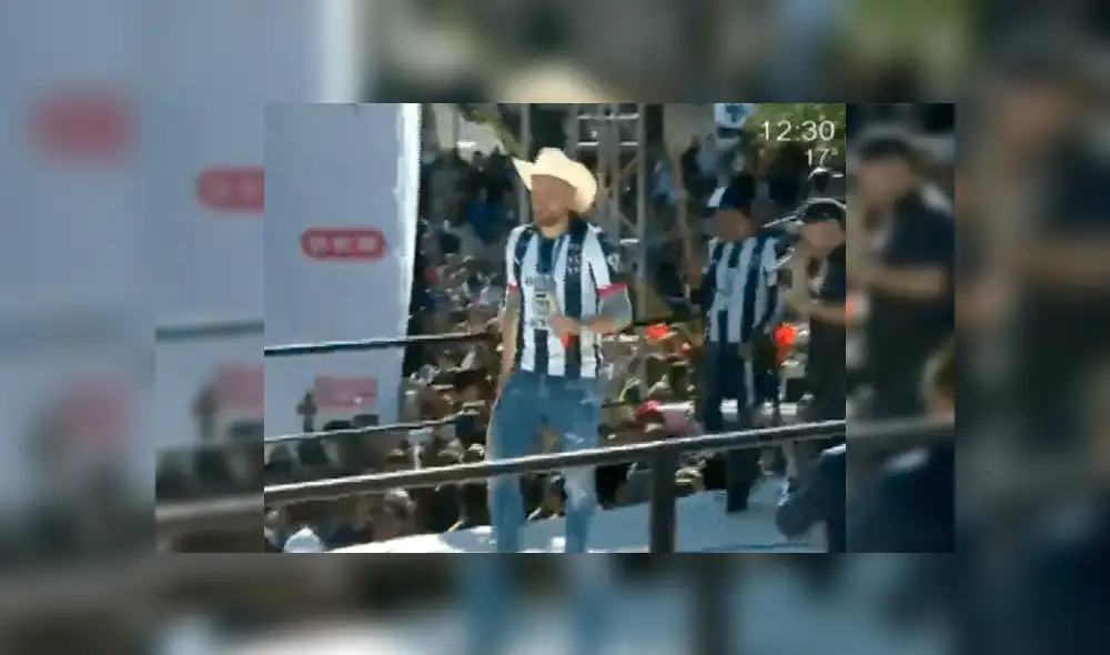 Vincent Janssen en celebración del Monterrey. (Foto: Multimedios)