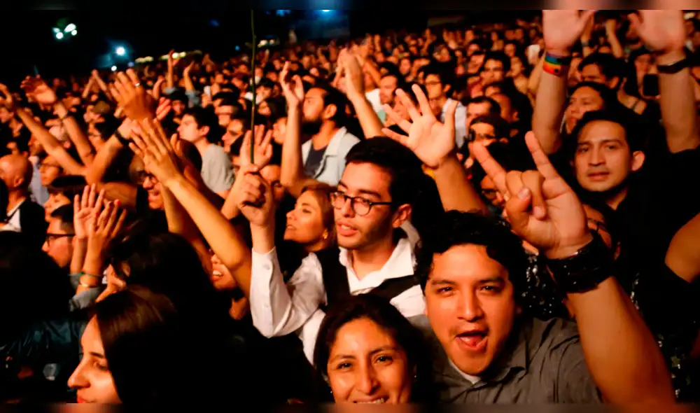 Discotecas y clubes nocturnos también han reprogramado sus eventos musicales. Discotecas y clubes nocturnos también han reprogramado sus eventos musicales.