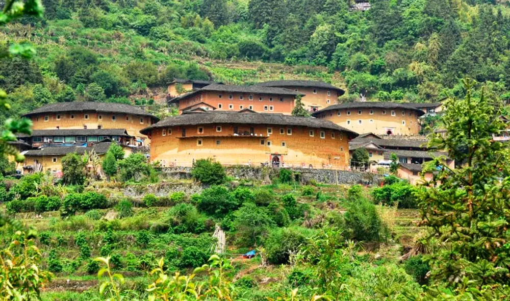 Desliza las imágenes para ver cómo luce la ciudad mostrada en la cinta de Disney Mulán Foto: captura de Google Maps Desliza las imágenes para ver cómo luce la ciudad mostrada en la cinta de Disney Mulán Foto: captura de Google Maps