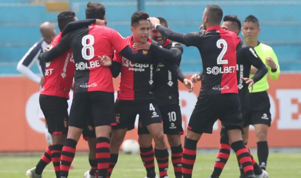 Pretell festeja su primer gol frente a Alianza Lima. (Créitos: Liga 1)