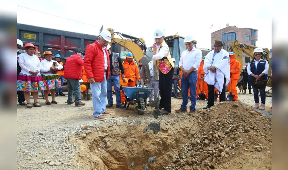 Vizcarra anuncia inversión de S/ 16 millones para proyecto de agua y desagüe en Quilcas