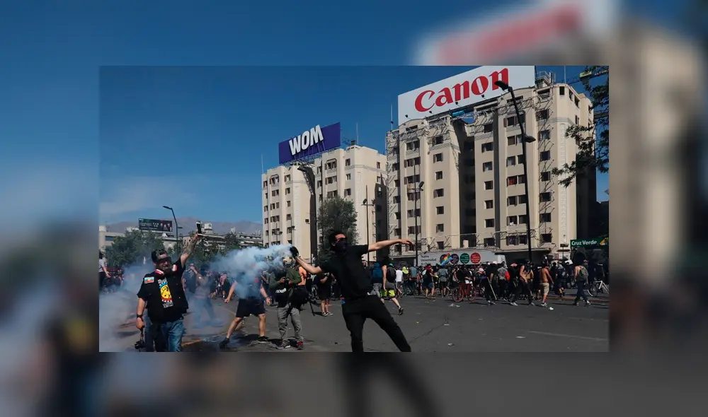 Las fotos que muestran la violencia y caos que impera en Chile. Fotos: Jorge Cerdán. Las fotos que muestran la violencia y caos que impera en Chile. Fotos: Jorge Cerdán.