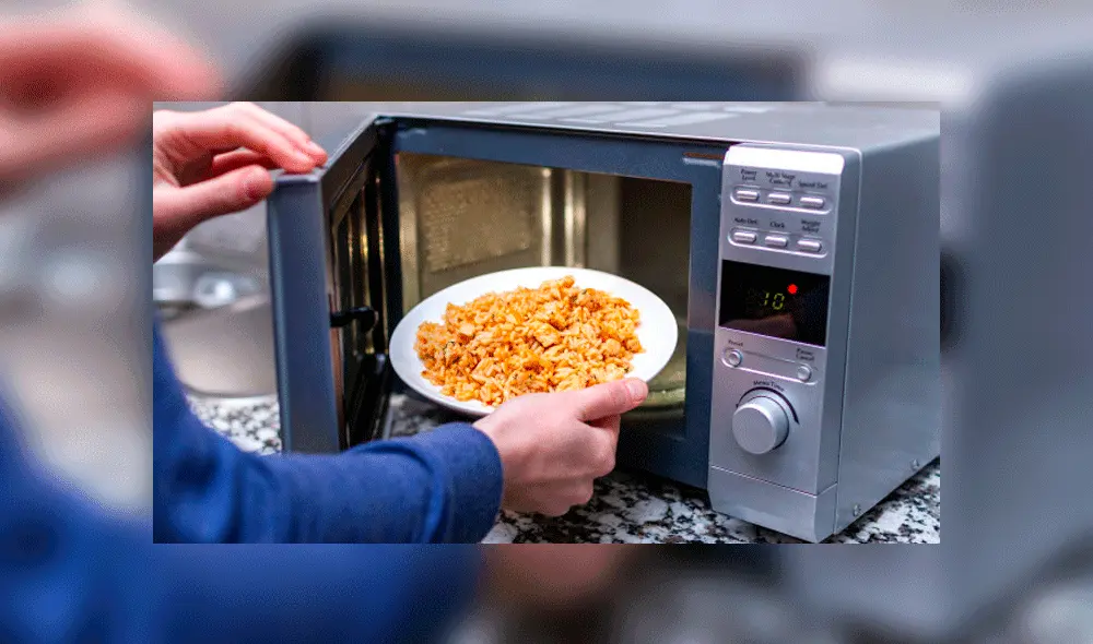 Las ondas de este aparato pueden causar efectos indeseados en ciertos alimentos.