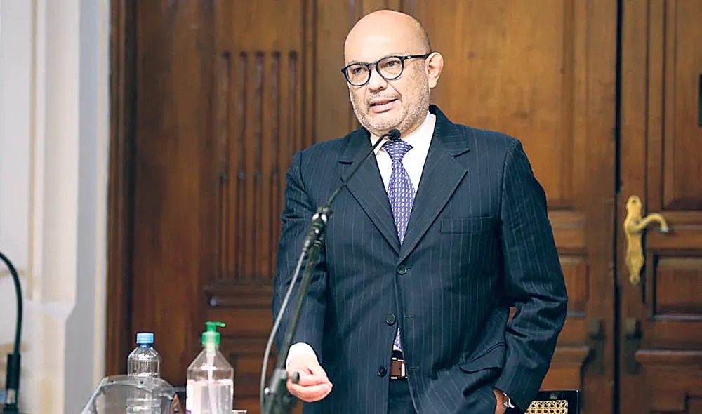 Argumentos. El abogado del presidente de la República sostuvo que, según la Constitución, el Congreso debe adoptar decisiones pacificadoras ante la crisis. Argumentos. El abogado del presidente de la República sostuvo que, según la Constitución, el Congreso debe adoptar decisiones pacificadoras ante la crisis.