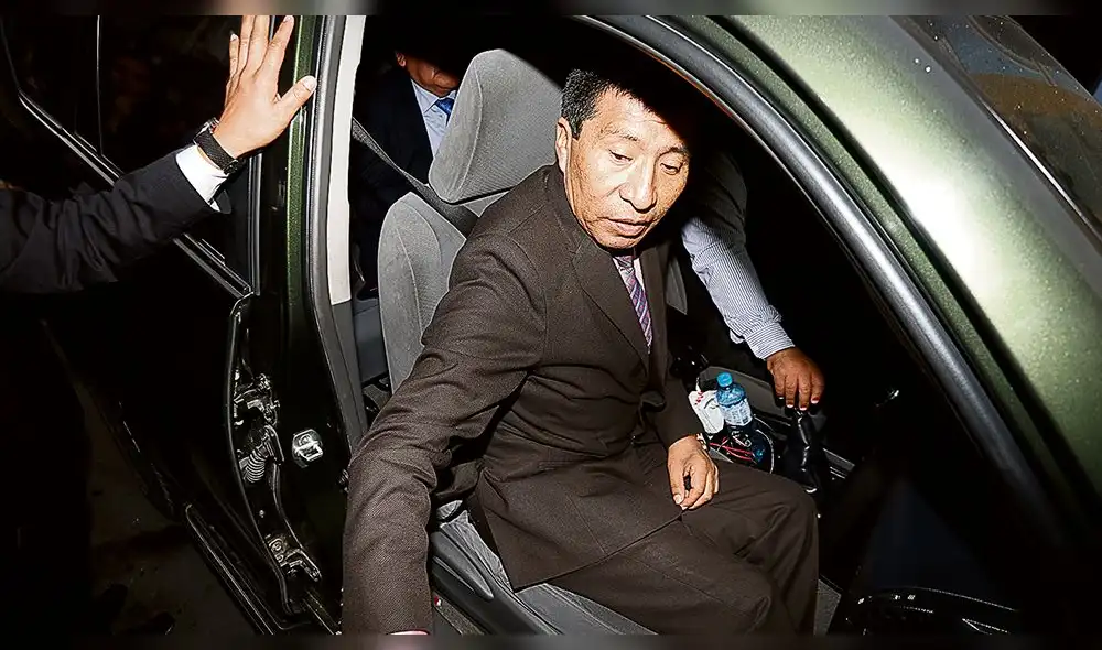 Acuerdan suspensión de Mamani, pero sigue blindaje a Donayre