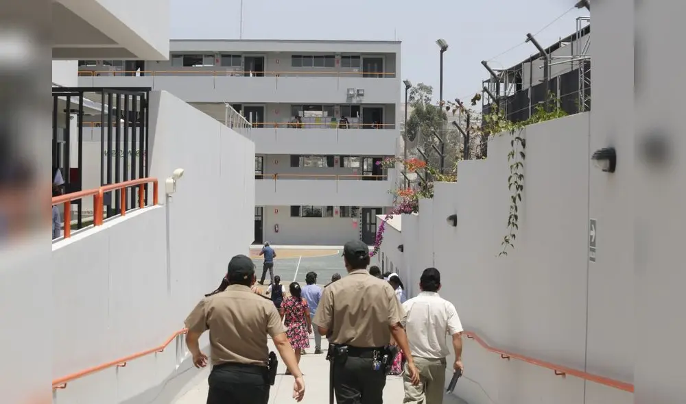 Tiempo para escuchar a los y las adolescentes