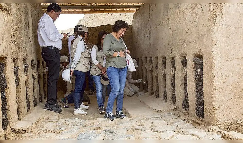 Descubren 19 esculturas de madera en Chan Chan