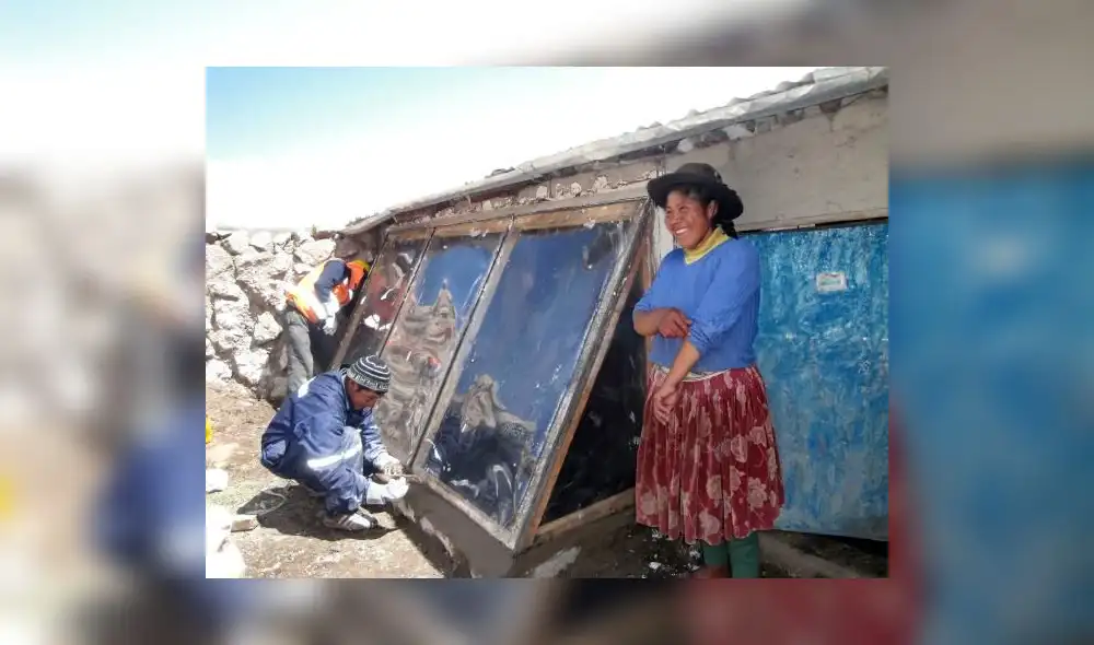 Puno: aimaras reciben 211 casitas calientes para protegerse de las heladas 
