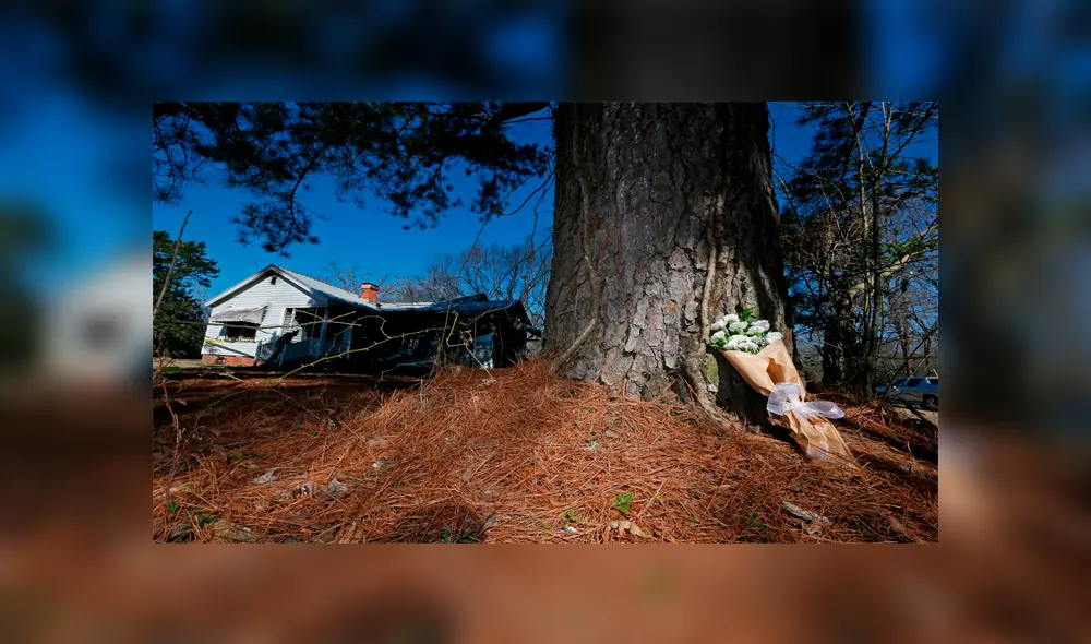 Devastador incendio provoca la muerte de una madre y sus seis hijos [VIDEO]