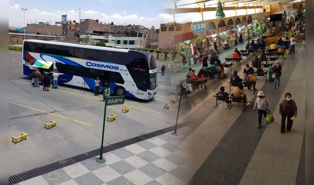 Arequipa. varios pasajeros aún no pueden salir hacia Lima. Foto Wilder Pari - URPI LR