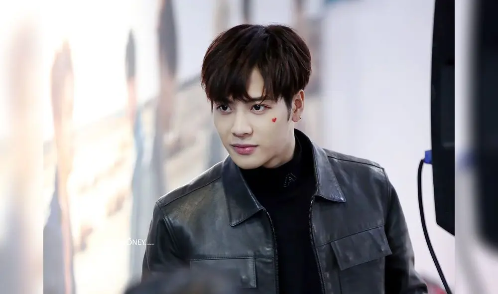 Jackson Wang, multitalentoso artista hongkonés que hoy cumple 26 años. Actual integrante de GOT7.