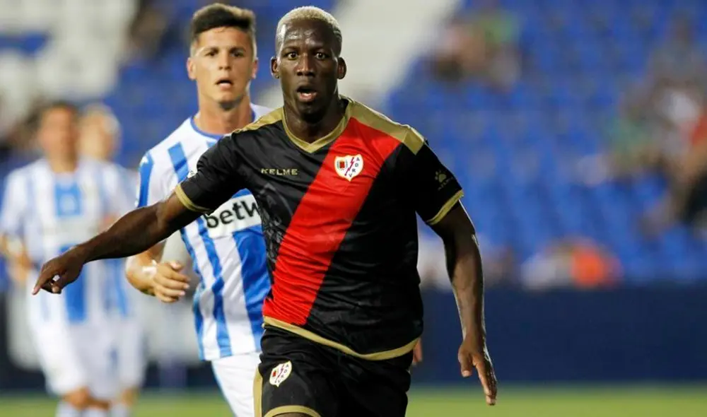 Paolo Guerrero reveló en Instagram que uno de sus caballos se llama Luis Advíncula. Foto: Composición/Andina Paolo Guerrero reveló en Instagram que uno de sus caballos se llama Luis Advíncula. Foto: Composición/Andina