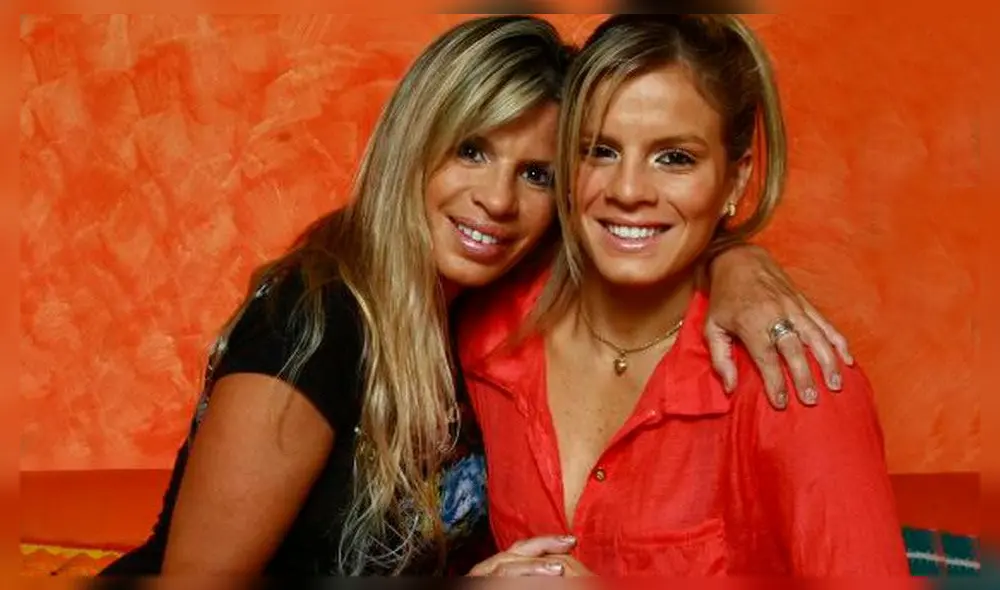 María Verónica Alcalá junto a su hija Alejandra Baigorria. Crédito: Instagram