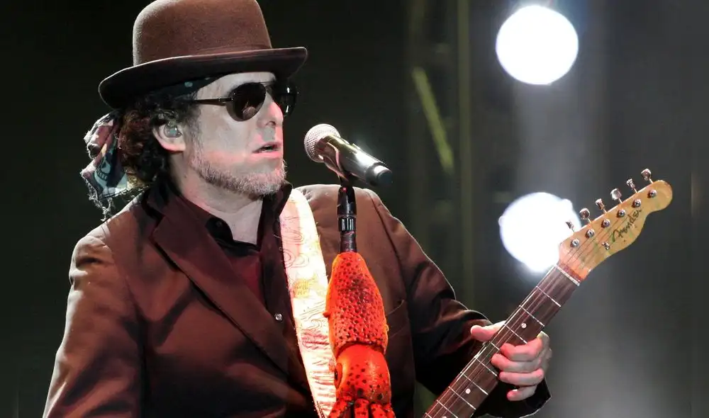Andrés Calamaro niega haber fumado marihuana en concierto: “Nadie consumió más que un ‘puchito'" Andrés Calamaro niega haber fumado marihuana en concierto: “Nadie consumió más que un ‘puchito'"