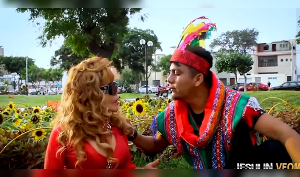 La Tigresa del Oriente y su expareja son captados haciendo compras en ‘sex shop’ luego de cancelar su boda La Tigresa del Oriente y su expareja son captados haciendo compras en ‘sex shop’ luego de cancelar su boda