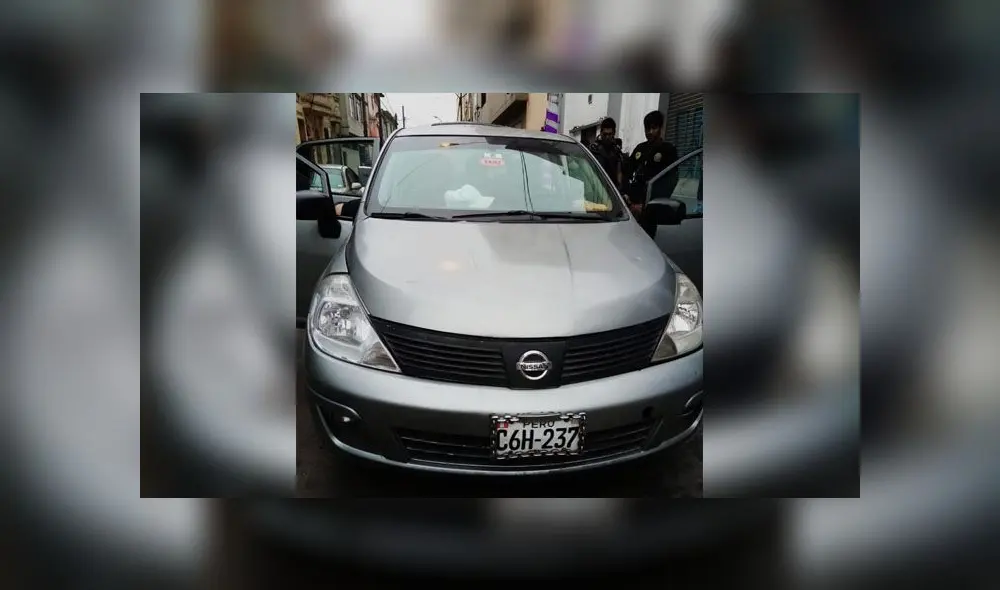 Sujetos llevaban pasamontañas, además de un arma de fuego y un cuchillo. (Foto: PNP) Sujetos llevaban pasamontañas, además de un arma de fuego y un cuchillo. (Foto: PNP)