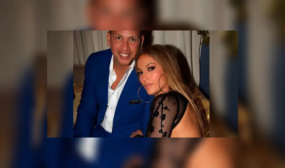 Jennifer Lopez y su sexy vestido que enamoró a Alex Rodriguez