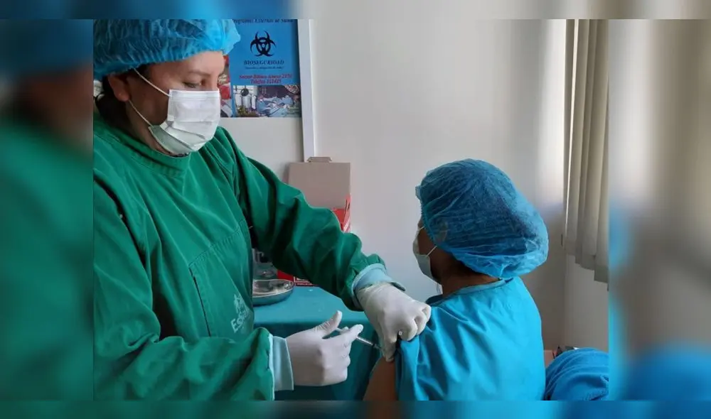 Campaña de inmunización alcanzó a 700 servidores de EsSalud Arequipa. Campaña de inmunización alcanzó a 700 servidores de EsSalud Arequipa.