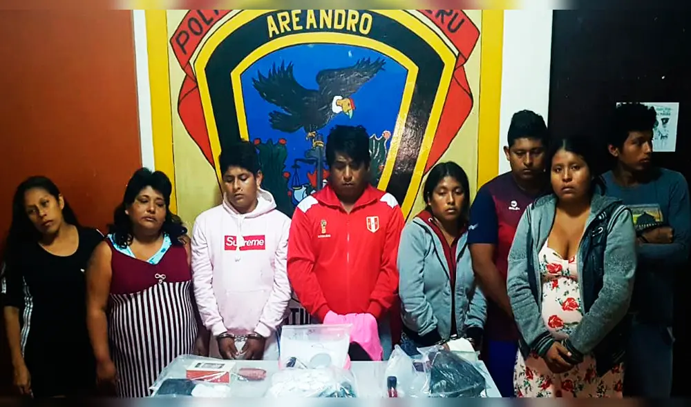 Los ocho detenidos se encuentran en el Departamento Antidrogas.