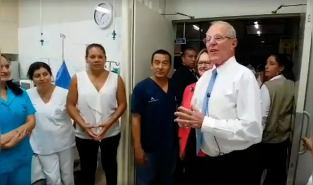 En Facebook PPK llegó sin avisar a hospital y los encontró así a los médicos | VIDEO En Facebook PPK llegó sin avisar a hospital y los encontró así a los médicos | VIDEO