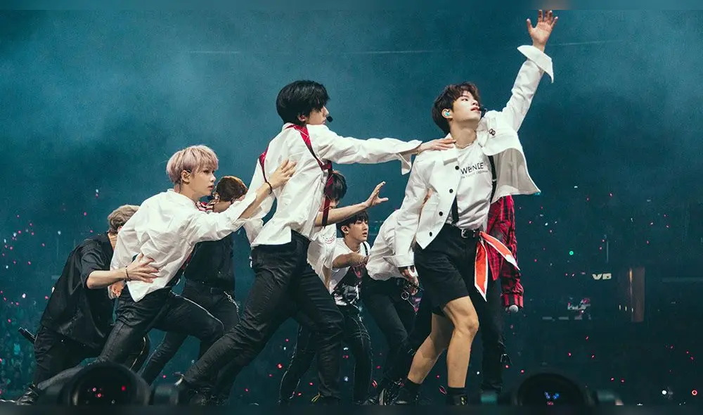 Desliza para ver imágenes del evento KCON en años anteriores