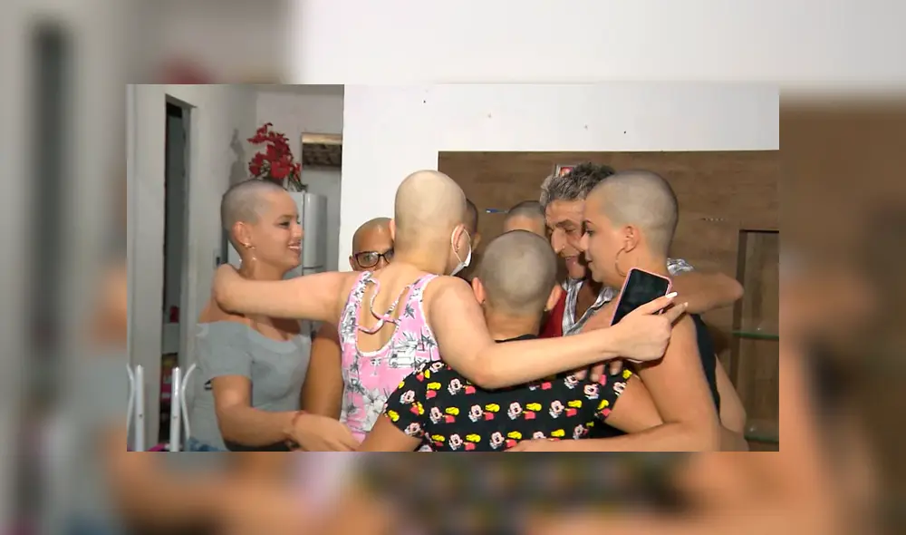 Familia de adolescente con cáncer se afeita el cabello como muestra de solidaridad [VIDEO]
