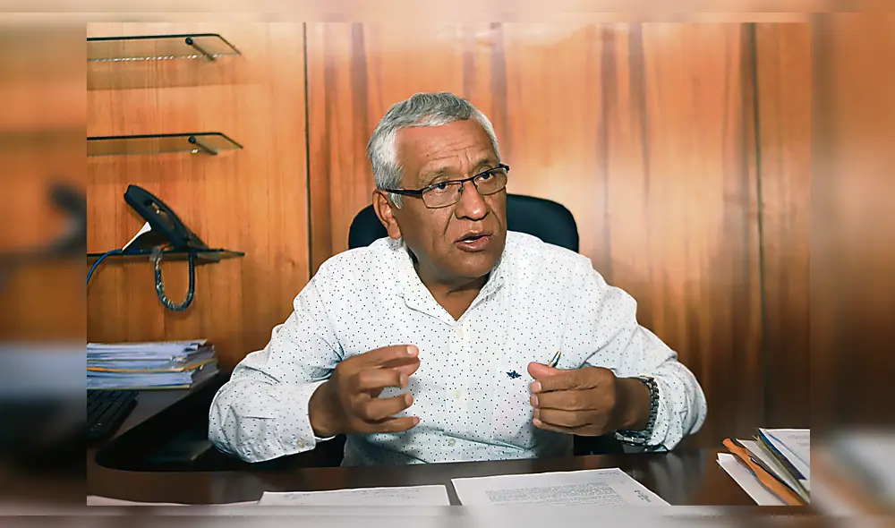 Trabajo. Anselmo Lozano exhortó al Consejo Regional a sumar al desarrollo de la región con propuestas claras y viables.