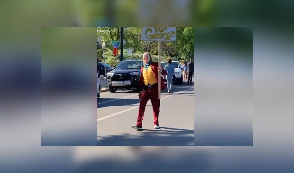 A través de Facebook se hizo viral el momento en que un hombre se disfraza del Joker en medio de las protestas en Estados Unidos. A través de Facebook se hizo viral el momento en que un hombre se disfraza del Joker en medio de las protestas en Estados Unidos.