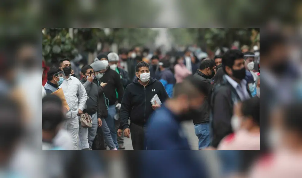 Se reportan aglomeraciones en el primer día de la nueva convivencia social. Foto: Antonio Melgarejo