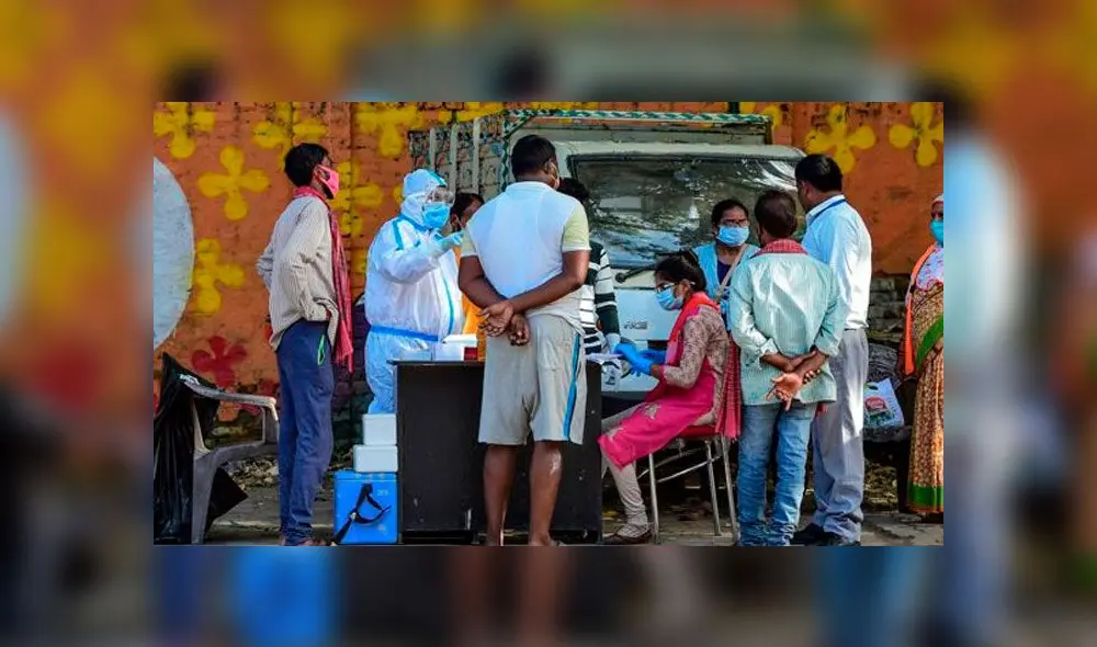 El ministro del estado afectado, YS Jaganmohan Reddy, visitó a los pacientes en el hospital. Foto: AFP El ministro del estado afectado, YS Jaganmohan Reddy, visitó a los pacientes en el hospital. Foto: AFP