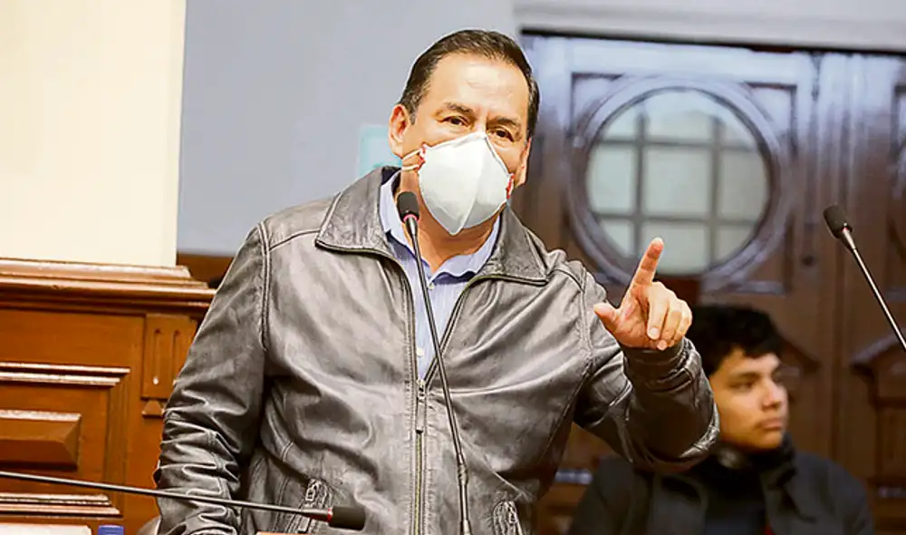 UPP. José Vega, de UPP, se resiste a apoyar al Ejecutivo. UPP. José Vega, de UPP, se resiste a apoyar al Ejecutivo.