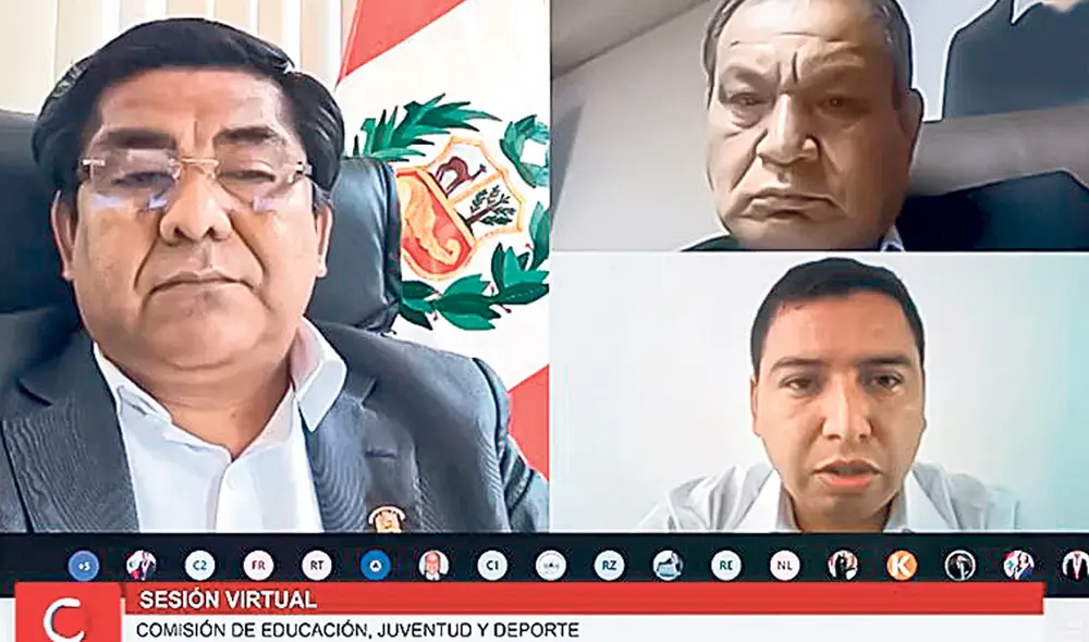 Sesión. Luis Dioses (Izq.) y otros miembros de la comisión. Foto: difusión Sesión. Luis Dioses (Izq.) y otros miembros de la comisión. Foto: difusión