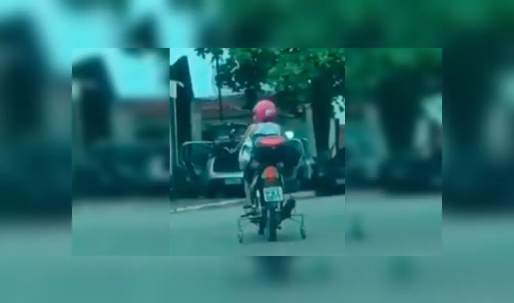 Desliza las imágenes para ver más detalles de esta curiosa escena que es viral en YouTube. Desliza las imágenes para ver más detalles de esta curiosa escena que es viral en YouTube.