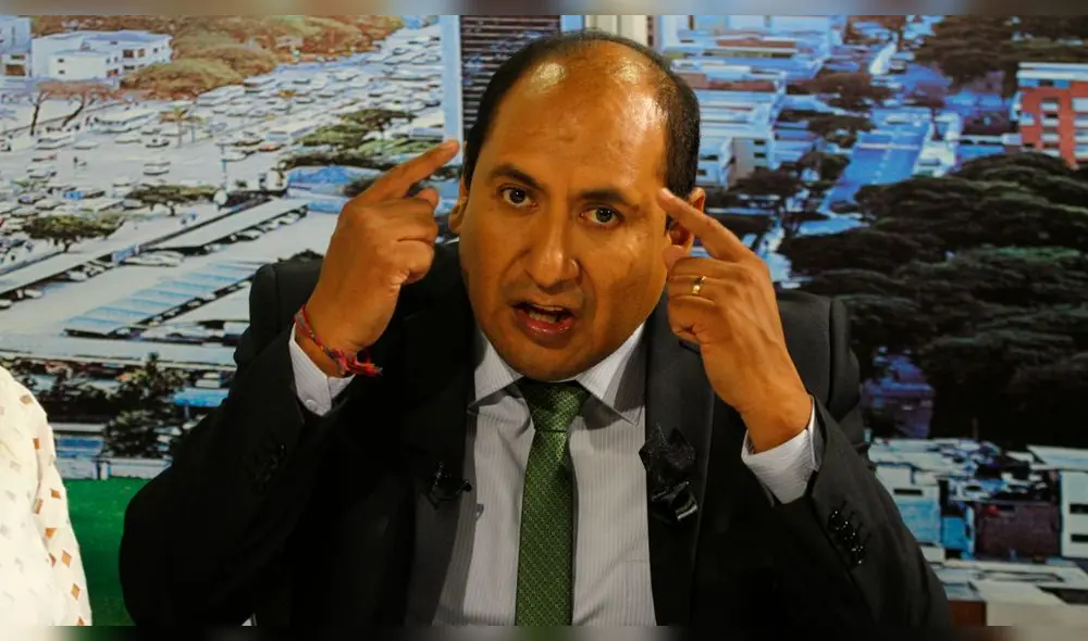 ¿Cómo podría aceptar una propuesta en partidos donde hay cuestionamientos?", señaló al ser consultado sobre si postulará al Congreso. Foto: La República. ¿Cómo podría aceptar una propuesta en partidos donde hay cuestionamientos?", señaló al ser consultado sobre si postulará al Congreso. Foto: La República.