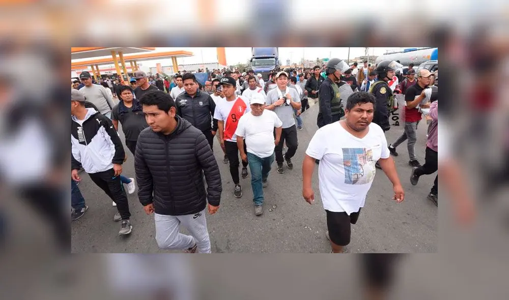 Paro de colectiveros: PNP reporta más de 40 manifestantes detenidos [FOTOS y VIDEO]