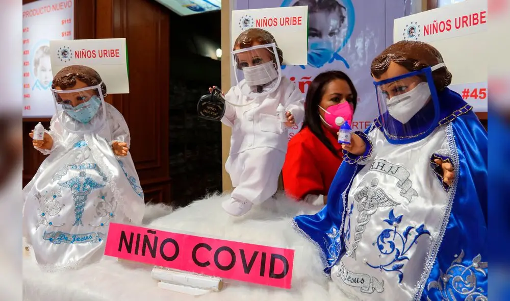 A Venezuelan indigenous refugee mother and son rest at the Pintolandia shelter in the city of Boa Vista, Roraima, Brazil, on February 24, 2018. - According with local authorities, around one thousand refugees are crossing the Brazilian border each day from Venezuela. With the constant influx of Venezuelan immigrants, most are living in shelters and the streets of Boa Vista and Pacaraima cities, looking for work, medical care and food. Most are legalizing their status to stay and live in Brazil. (Photo by Mauro PIMENTEL / AFP)