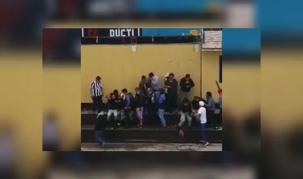 Uno de los internos informó que las demandas eran alimentos y mejor atención médica. Foto: Captura. Uno de los internos informó que las demandas eran alimentos y mejor atención médica. Foto: Captura.