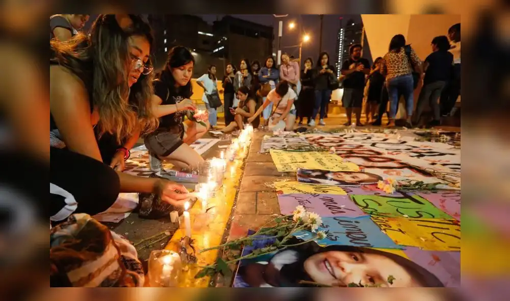 Feministas protestaron contra la Policía Nacional por negarse a buscar a Solsiret cuando reportaron su desaparición el 23 de agosto de 2016. Foto: Antonio Melgarejo / La República. Feministas protestaron contra la Policía Nacional por negarse a buscar a Solsiret cuando reportaron su desaparición el 23 de agosto de 2016. Foto: Antonio Melgarejo / La República.