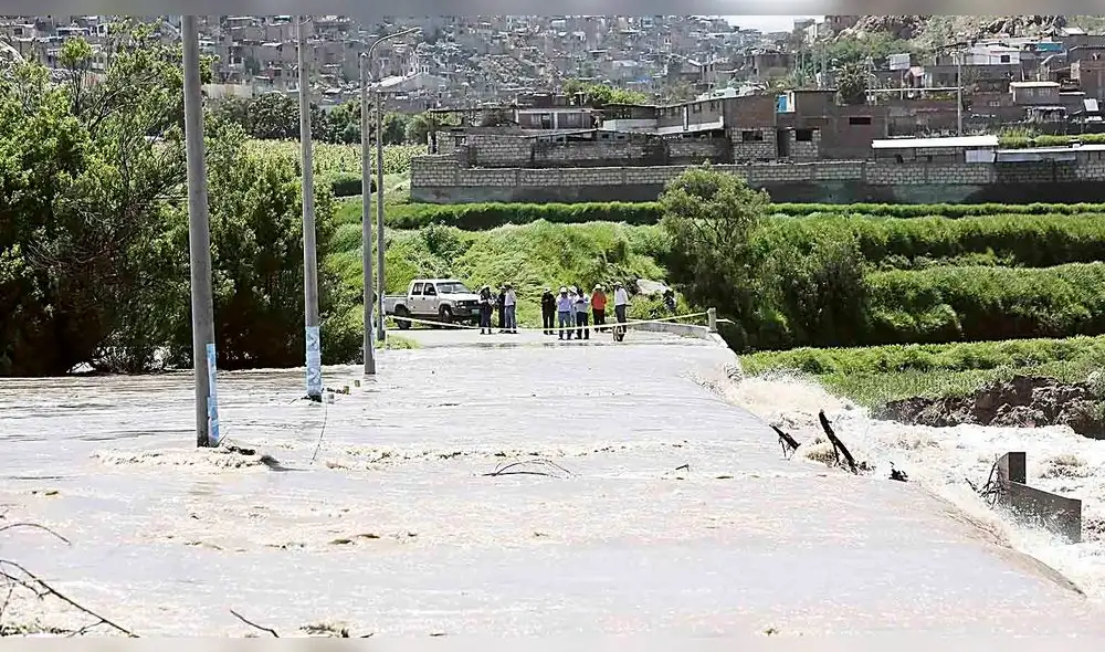 Desborde de ríos causa temor en Arequipa [VIDEO]