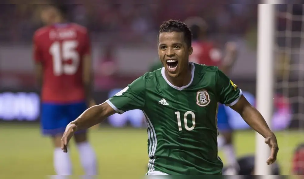El talentoso delantero azteca es uno de los referentes de la selección mexicana.