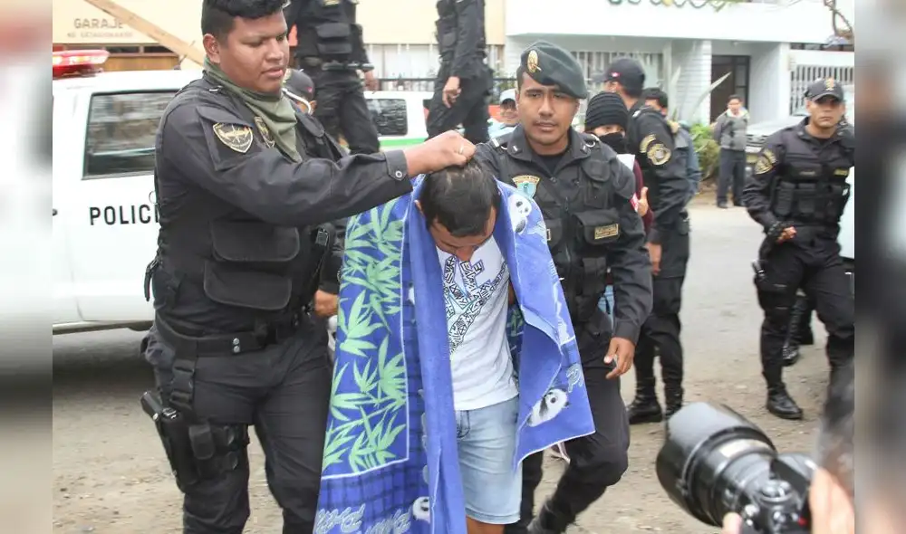 Rímac: PNP capturó a sujeto que intentó asesinar a su conviviente en su vivienda Rímac: PNP capturó a sujeto que intentó asesinar a su conviviente en su vivienda