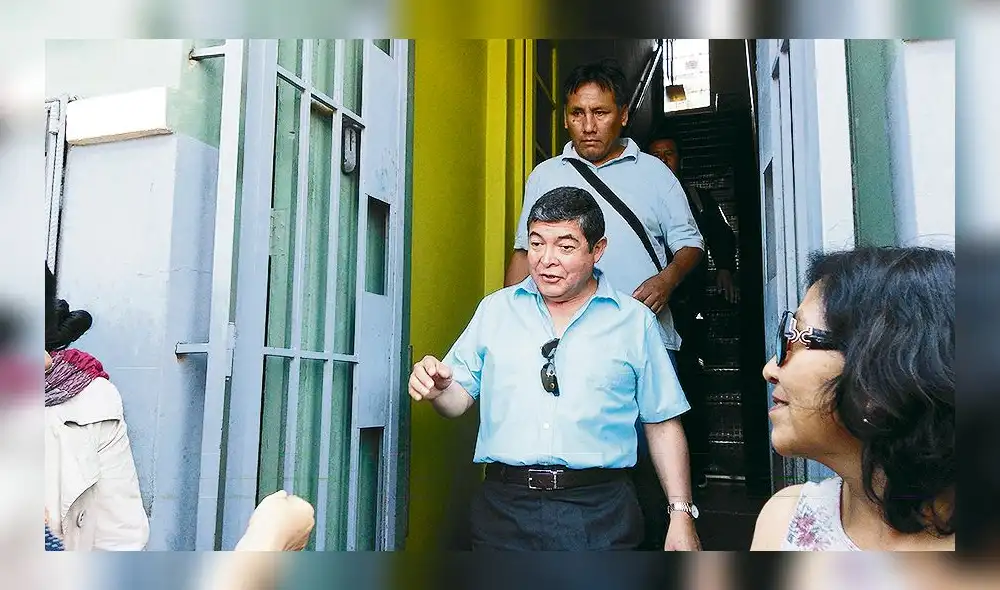 Tacna: Gobernador Jiménez pide a la prensa borrar de sus mentes confesión sobre coima Tacna: Gobernador Jiménez pide a la prensa borrar de sus mentes confesión sobre coima