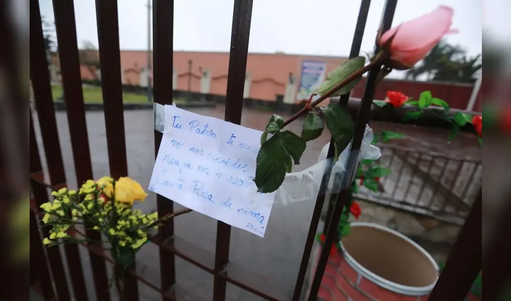 Así se celebra el aniversario de la primera santa de América en la Iglesia de Santa Rosa de Lima. Fotos: John Reyes/La República. Así se celebra el aniversario de la primera santa de América en la Iglesia de Santa Rosa de Lima. Fotos: John Reyes/La República.