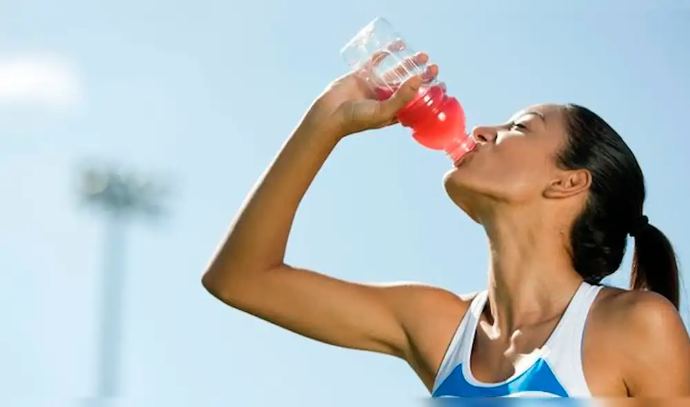 Según estudio, bebidas energizantes producen deterioro en vasos sanguíneos