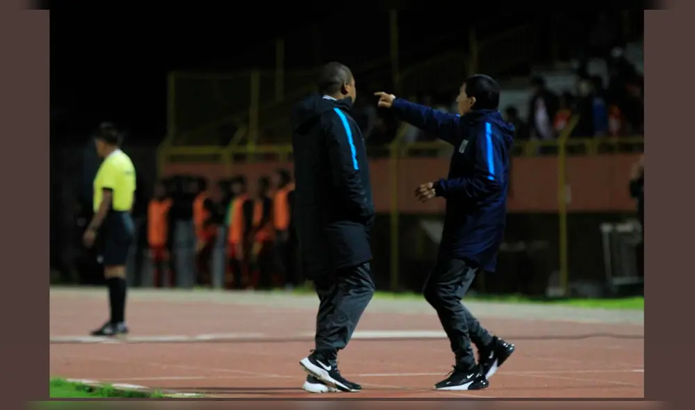 Jaime Duarte seguirá en Alianza Lima ante las propuestas que le formularon. Jaime Duarte seguirá en Alianza Lima ante las propuestas que le formularon.